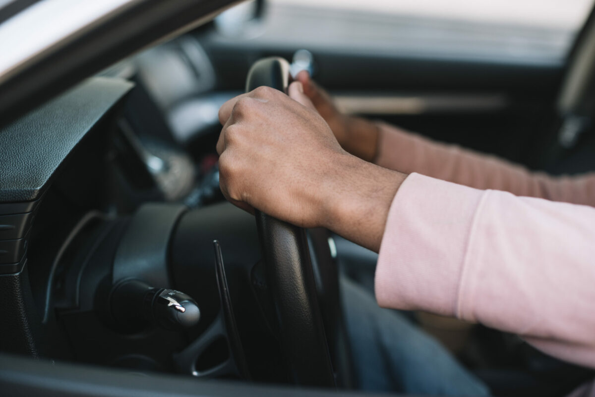 Équipements obligatoires en voiture : la checklist à jour pour 2025